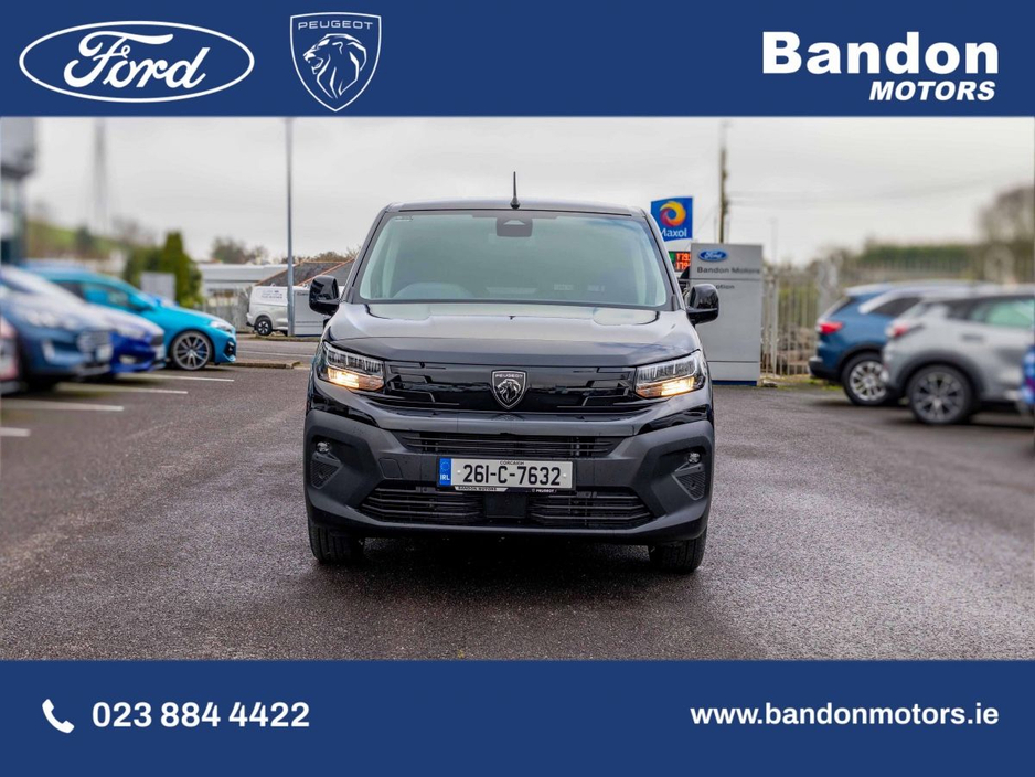 2026 Peugeot Partner - image 2