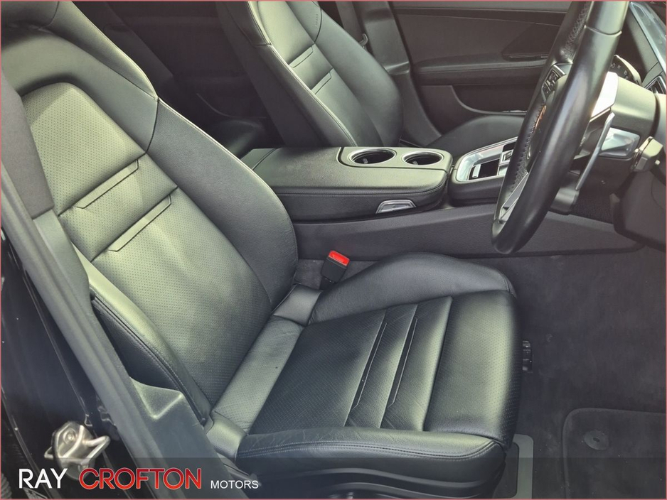 2018 Porsche Panamera Panamera 4 E Hybrid €59,950