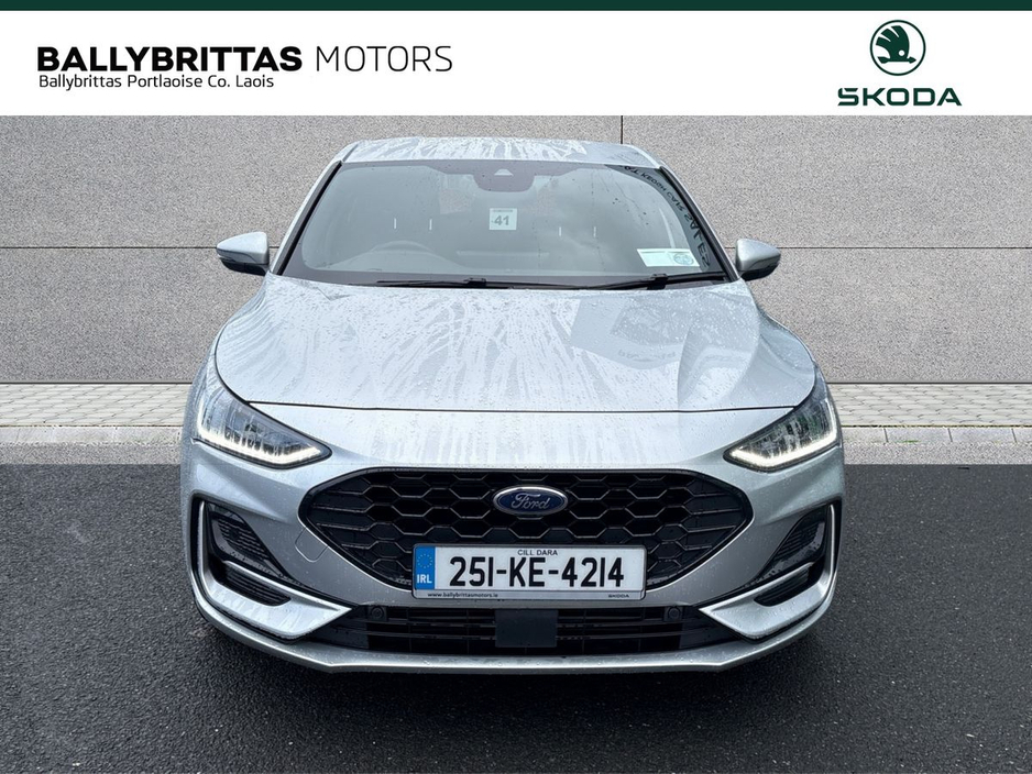 2025 Ford Focus - image 3