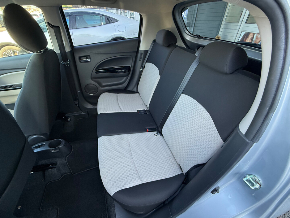 2017 Mitsubishi Mirage - image 23