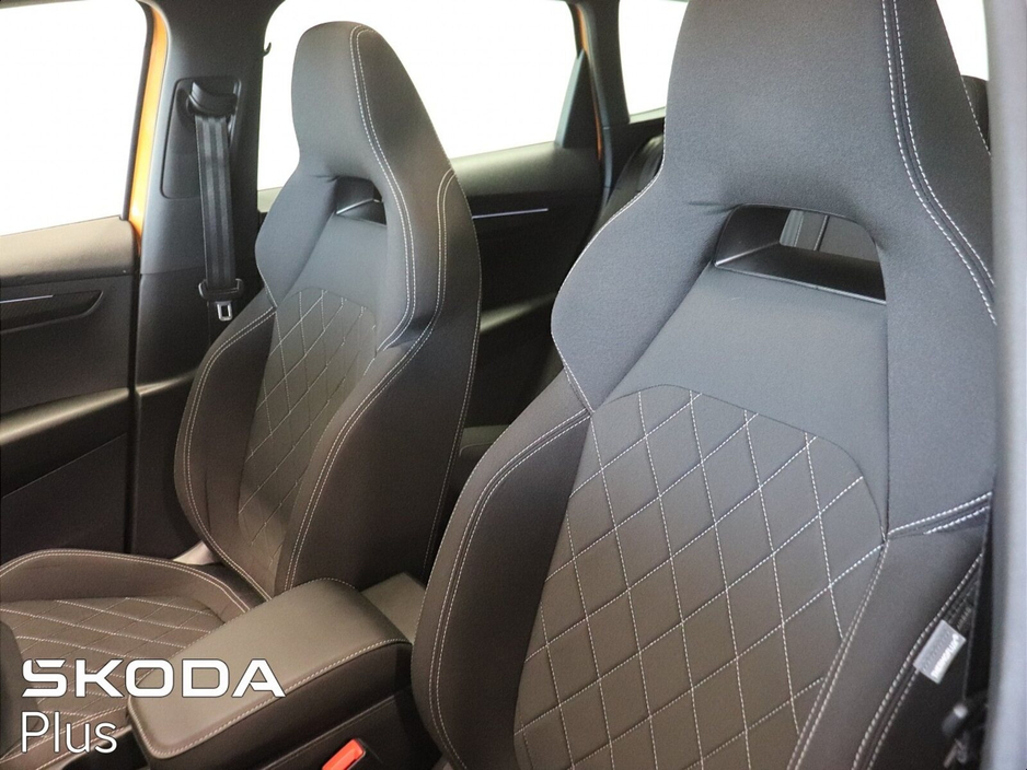 2023 Skoda Karoq - image 19