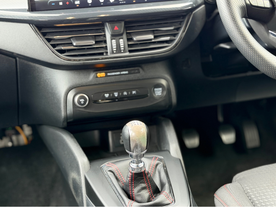 2023 Ford Focus ST-LINE - 1.0L PETROL - MANUAL - 12M WARRANTY - CAR: 1725 €23,950