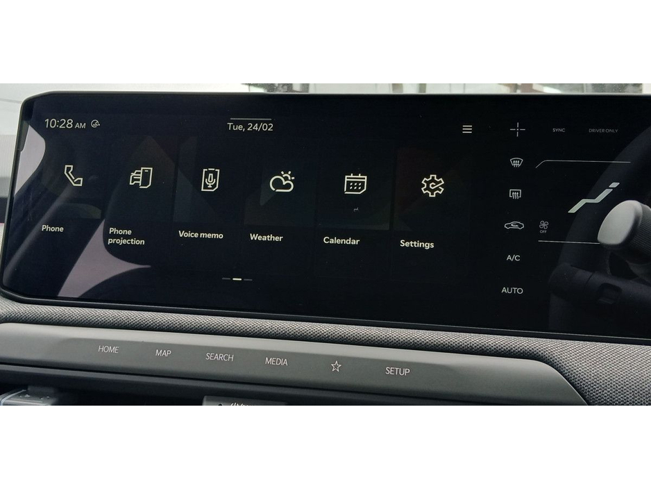 2026 Kia EV3 - image 16