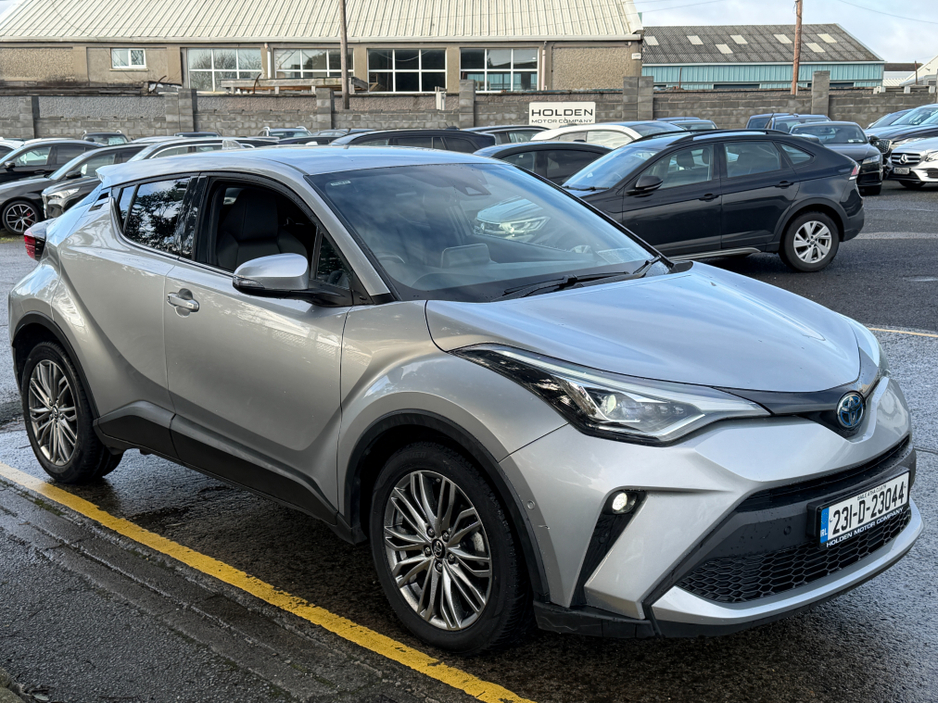 2023 Toyota C-HR KEYLESS ENTRY..FOLDING MIRRORS €22,950