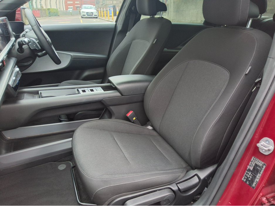 2023 Hyundai Ioniq 6 - image 10