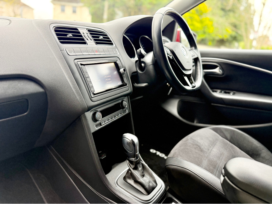 2017 Volkswagen Polo - image 17