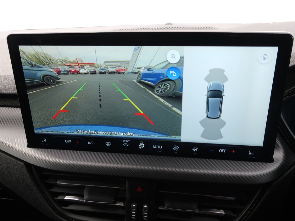 2025 Ford Kuga - image 18