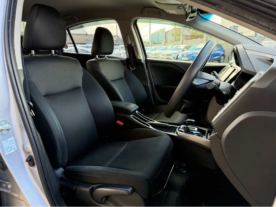 2020 Honda Grace - image 13