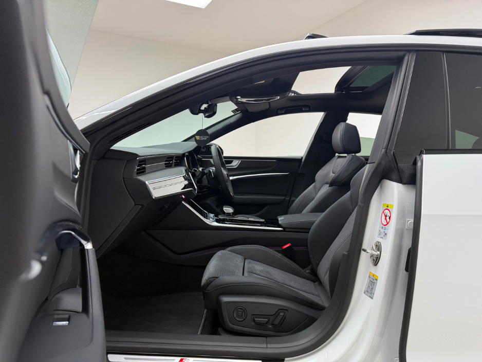 2025 Audi A7 50 TFSI E S LINE BLK ED QUATTRO *PAN ROOF* €79,990