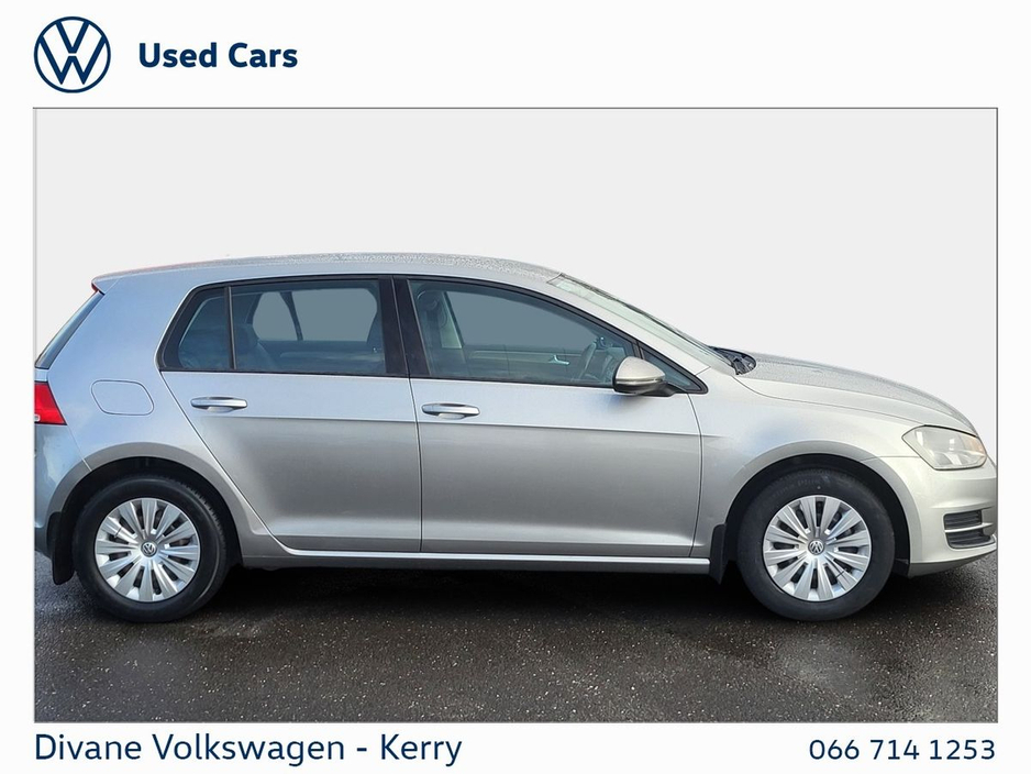 2013 Volkswagen Golf - image 9