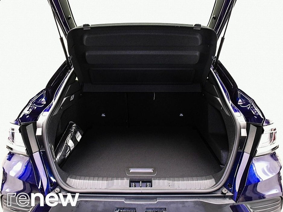 2025 Renault Arkana - image 12