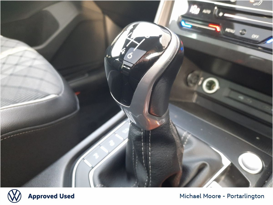 2023 Volkswagen Tiguan - image 26