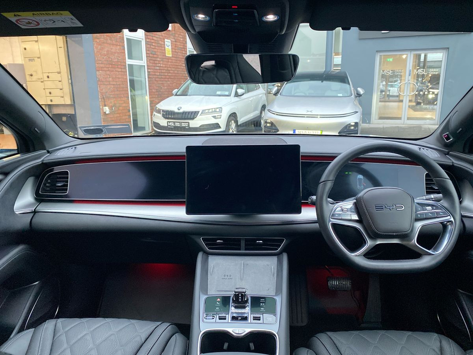 2025 BYD Sealion 7 - image 15