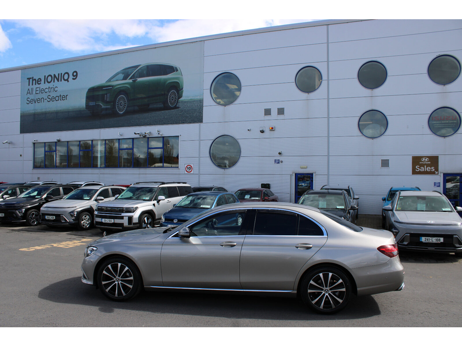 2022 Mercedes-Benz E Class - image 2