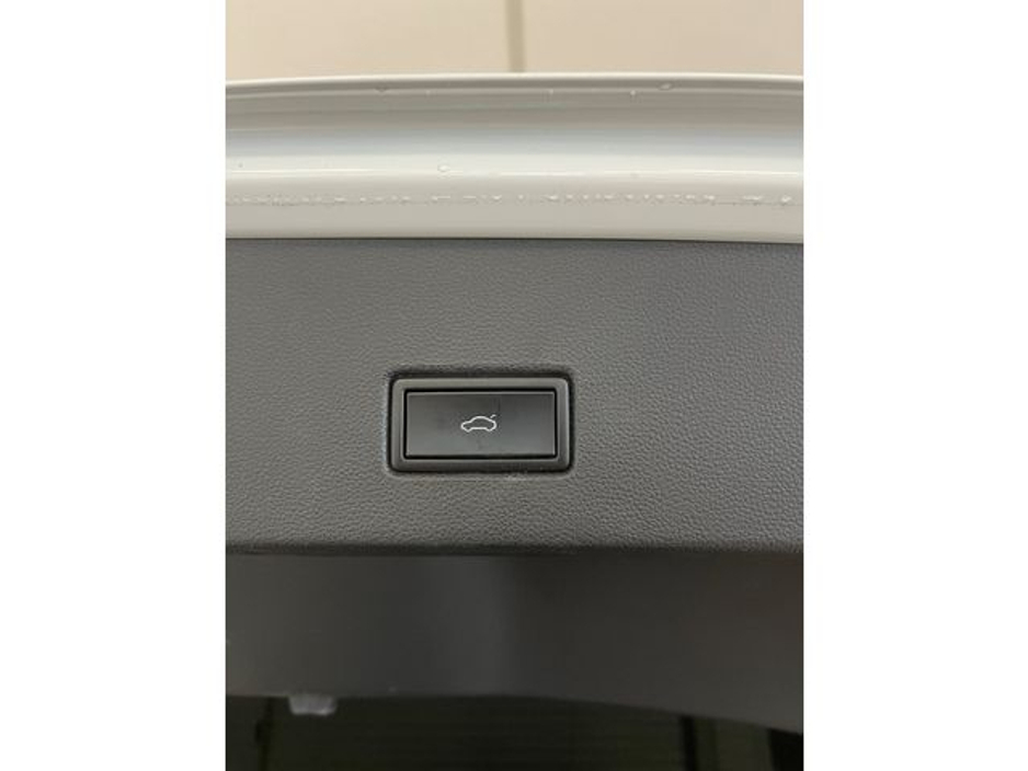 2020 Volkswagen T-Roc 2.0 TDI 150bhp Sport DSG €22,750