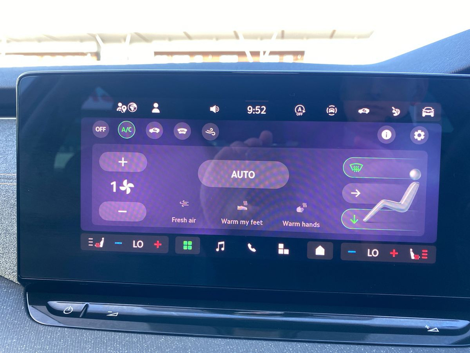 2024 Skoda Octavia - image 21