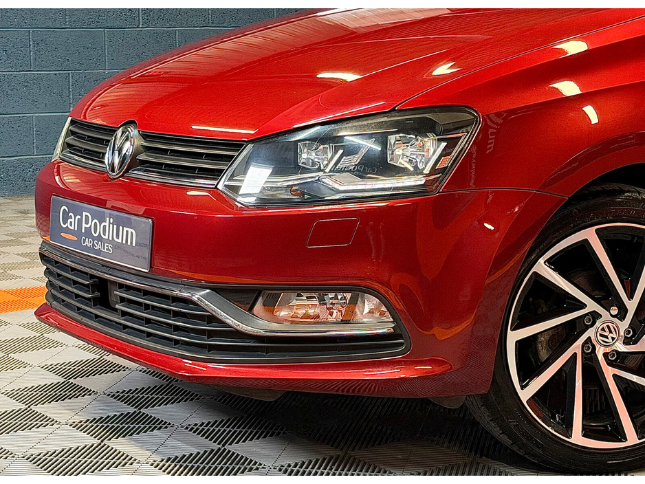 2016 Volkswagen Polo - image 12