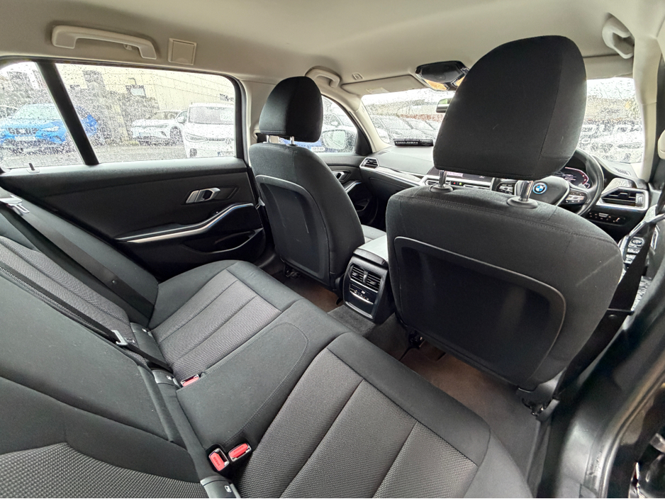 2022 BMW 3 Series M-PERFORMANCE PACK..FULL SERVICE HISTORY..2 KEYS