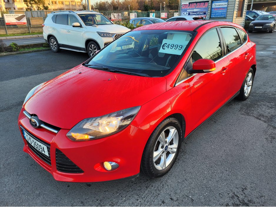 2012 Ford Focus - image 8