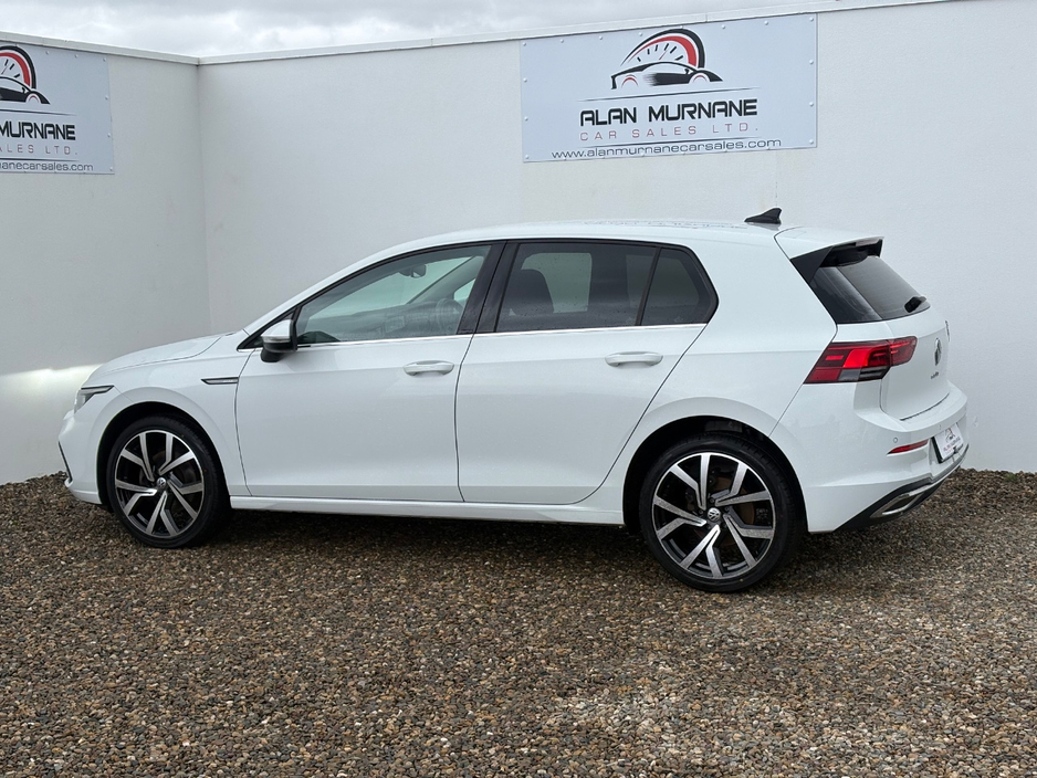 2020 Volkswagen Golf - image 10