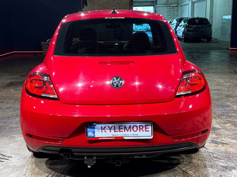 2017 Volkswagen Beetle DESIGN EDITION - COLOUR CODED INTERIOR - FACTORY ALLOYS - REVERSE CAMERA €14,950