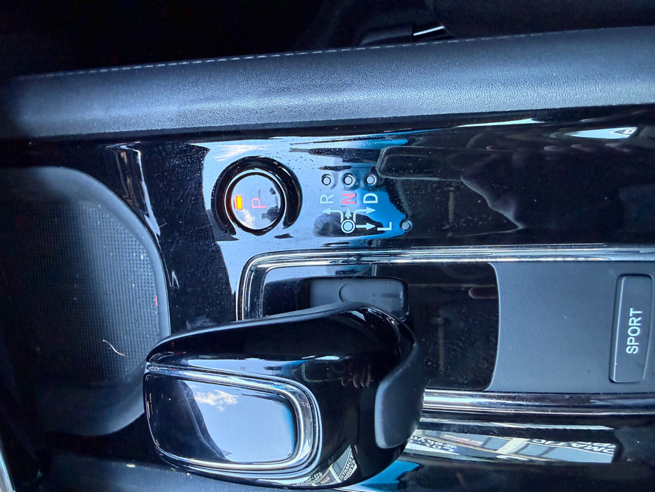 2020 Honda Vezel - image 17