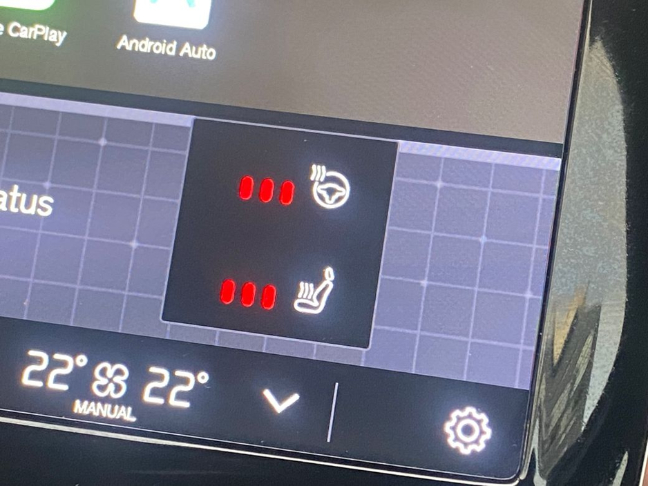 2024 Volvo XC90 - image 24