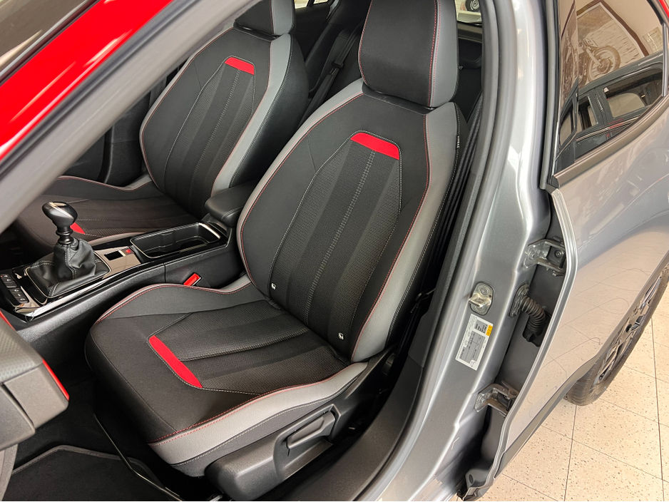 2023 Opel Mokka - image 14