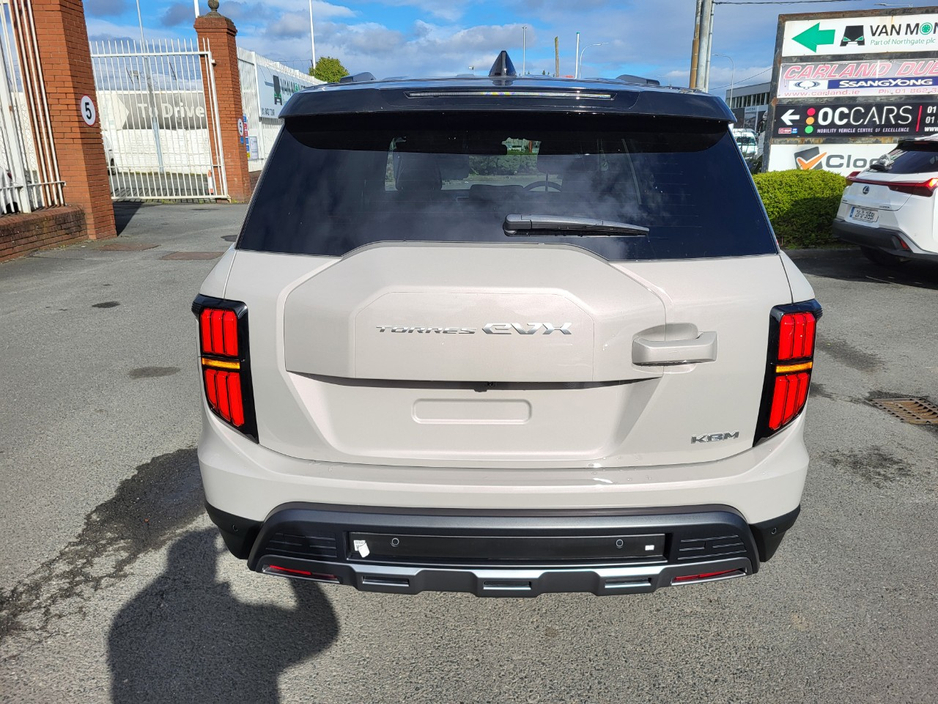 2026 KGM TORRES EVX - image 5