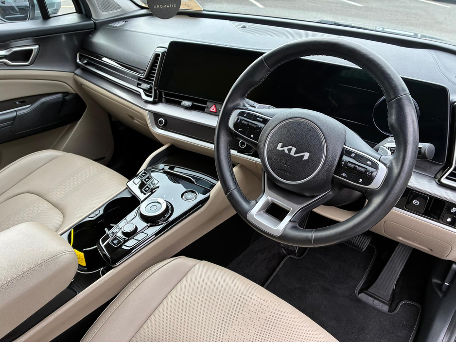 2023 Kia Sportage - image 5