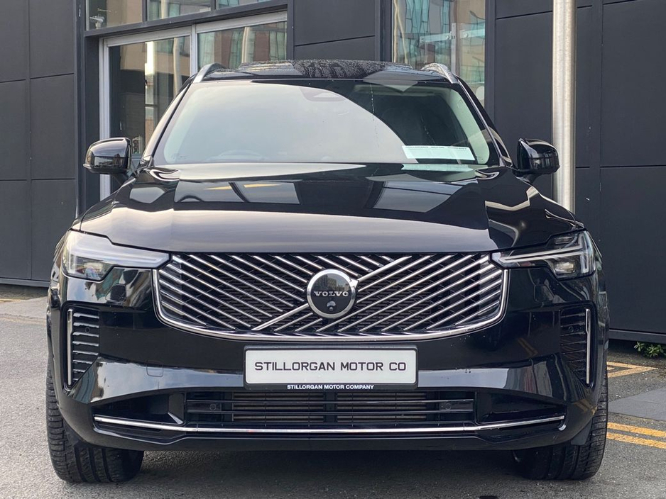 2025 Volvo XC90 - image 2