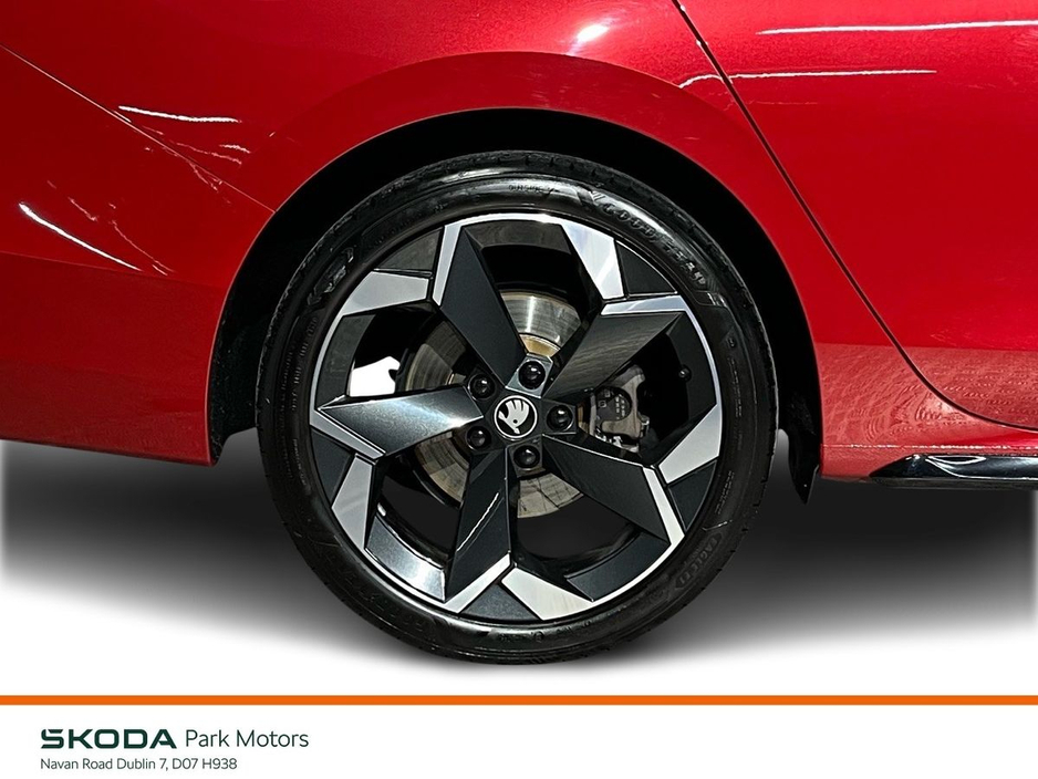 2025 Skoda Superb Sportline DSG 2.0TDI 150BHP - Reversing Camera - Ambient Lighting - Climate Control - Electric Heated Memory Seats - Keyless Start - Apple CarPlay/Android Auto €53,950