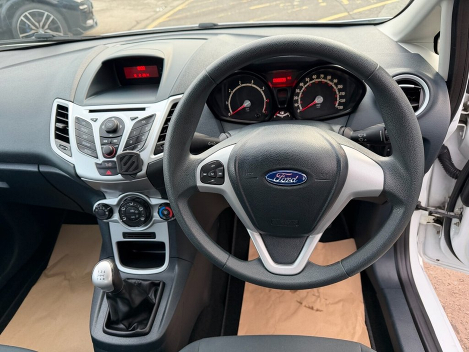 2012 Ford Fiesta 1.25 Edge Hatchback 5dr Petrol Manual (124 g/km, 59 bhp)