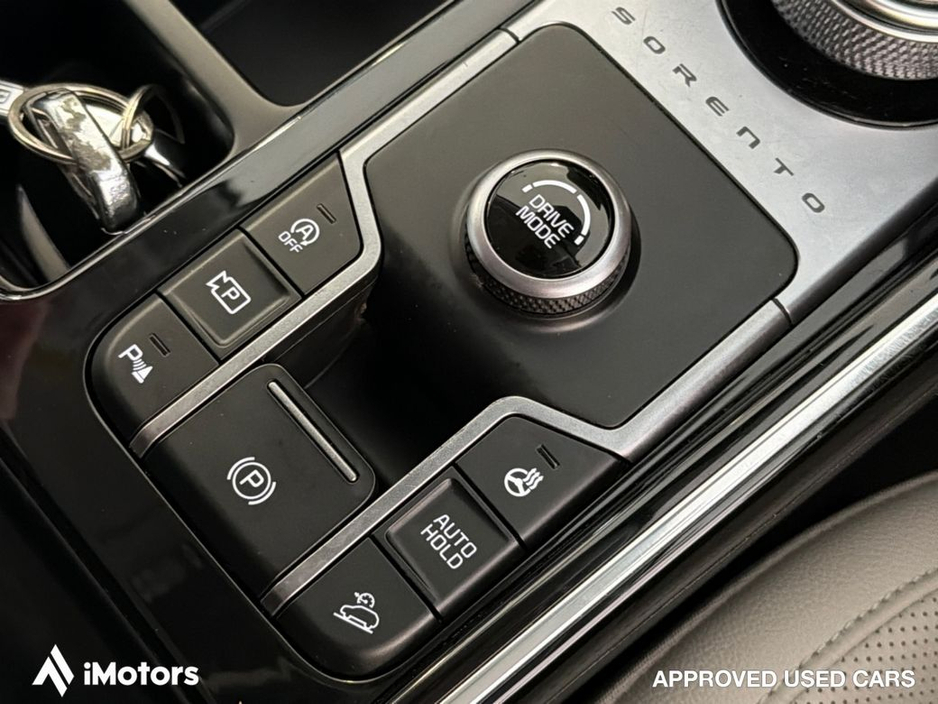 2023 Kia Sorento - image 21