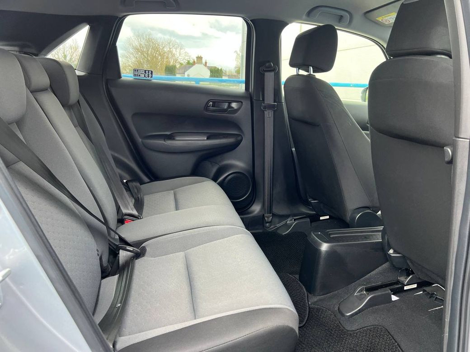 2023 Honda Fit - image 8