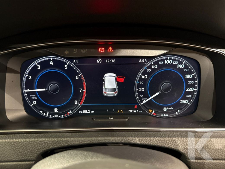 2019 Volkswagen Golf TSI COMFORT LINE - FACTORY ALLOYS - REVERSE CAMERA - DIGITAL DASH - CRUISE CONTROL - MULTI FUNCTION STEERING WHEEL €18,950