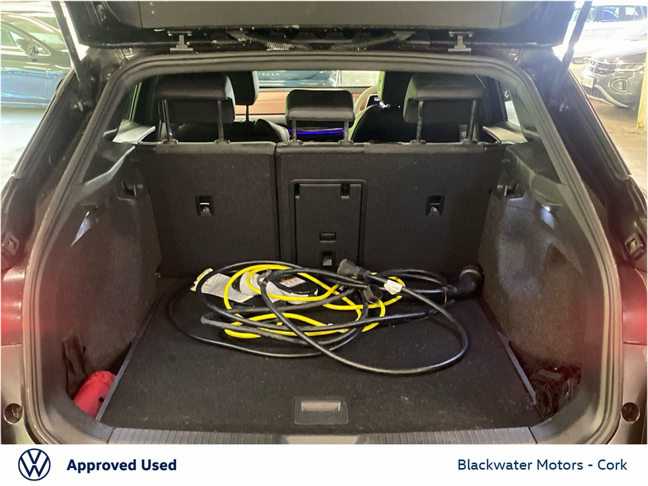 2021 Volkswagen ID.4 - image 10