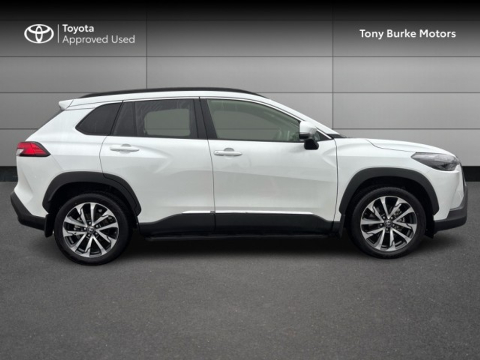 2025 Toyota Corolla CROSS - Save EUR 6,500 - Sport + Side Steps Worth EUR 905 - 1.8 Hybrid - CROSSOVER - Automatic // Remote Central Locking // Front Electric Windows // Rear Electric Windows // Electric Mirrors // Heate €39,680