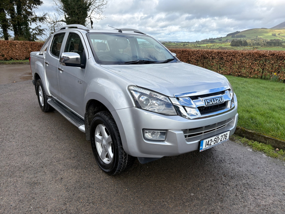 2014 Isuzu D-MAX - image 2
