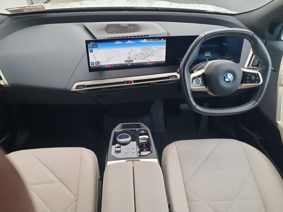 2023 BMW iX xDrive50 M Sport €69,995