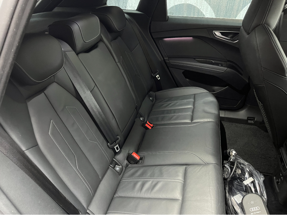 2023 Audi Q4 e-tron €35950! 2023 AUDI Q4 E-TRON 40 S-LINE ELECTRIC AUTOMATIC / CRUISE CONTROL / 360° PARKING CAMERA / HEATED SEATS / PADDLE SHIFTERS / APPLE CARPLAY / AMBIENT LIGHTSSHIFTERS €35,950