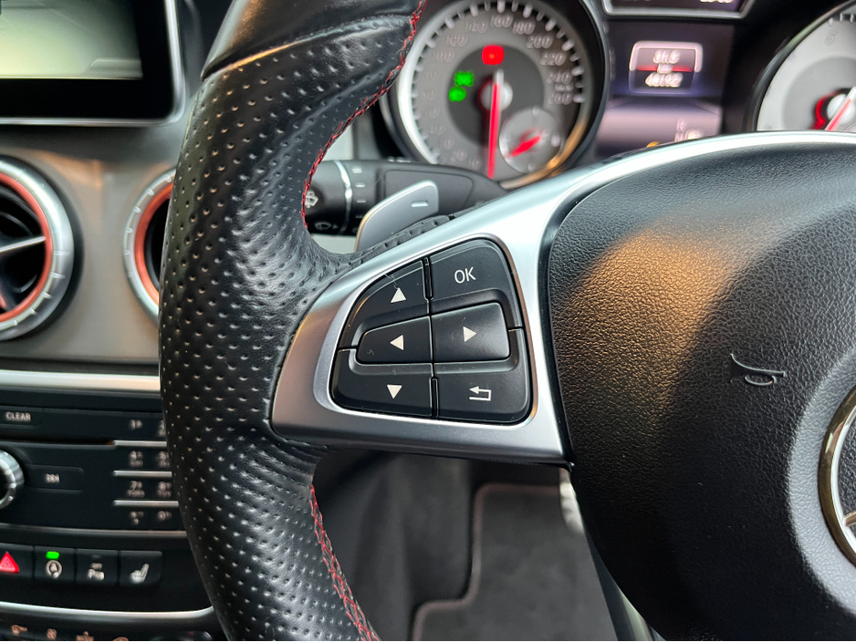 2015 Mercedes-Benz CLA Class 180 AMG BLACK EDITION AUTOMATIC 1.6 PETROL //HIGH SPEC//LOW MILES//KEYLESS ENTRY//HALF LEATHER HEATED SEATS//ADAPTIVE CRUISE CONTROL//REVERSE CAMERA// €19,950