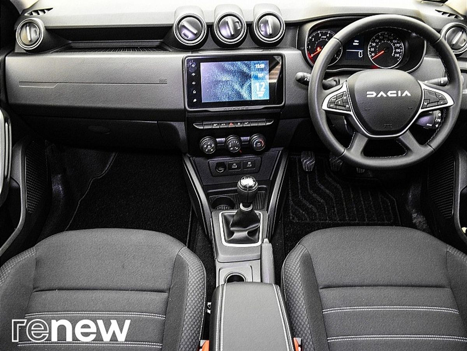 2023 Dacia Duster - image 2