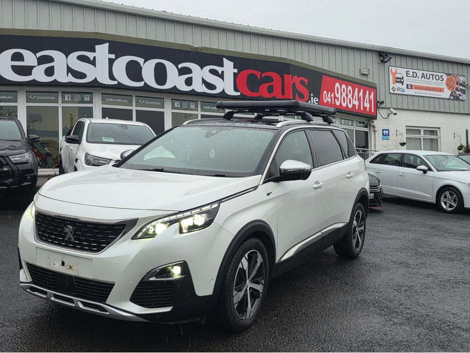 2017 Peugeot 5008 ( 172 REG ) 7 SEATER - DIGITAL DASH - CAMERA - ALLOYS - CARPLAY ANDROID AUTO EU RADIO PEARL WHITE €24,950