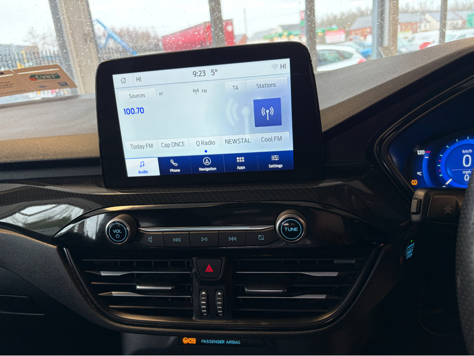 2022 Ford Kuga ST LINE X PHEV PAN ROOF €25,900