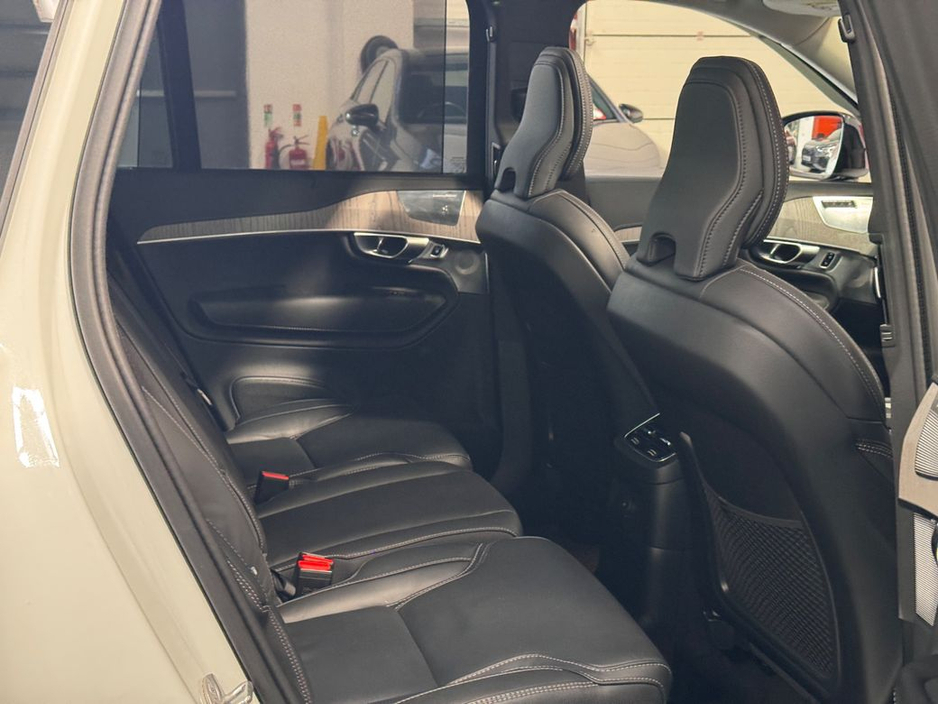 2024 Volvo XC90 - image 26