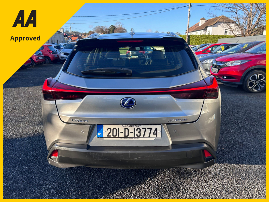 2020 Lexus UX 250 H 2020 LEXUS UX250h HYBRID DESIGN €22,950