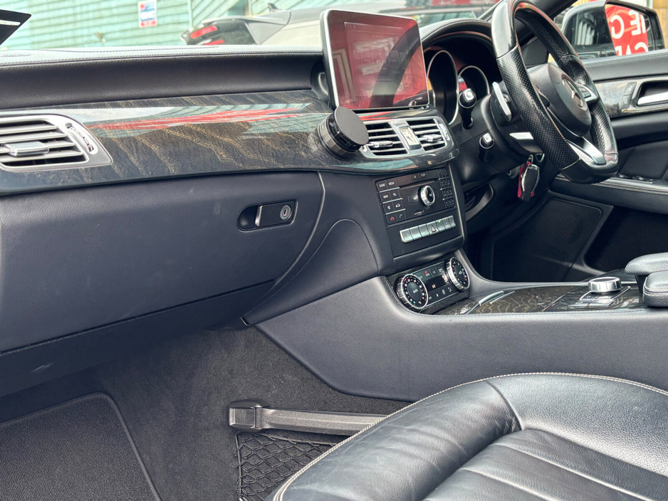 2015 Mercedes-Benz CLS Class - image 13