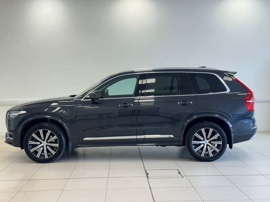 2022 Volvo XC90 PHEV T8 (390hp) Inscription AWD €57,950
