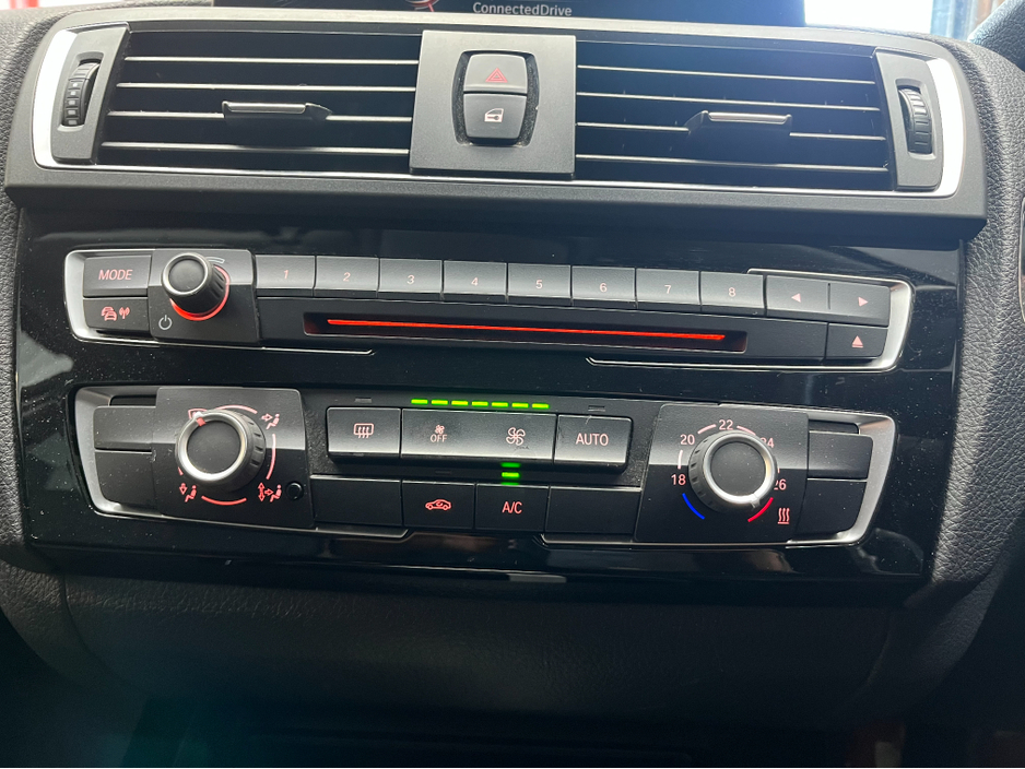 2016 BMW 1 Series €14950! 2016 BMW 118D SPORT 2.0 AUTOMATIC / CRUISE CONTROL / REVERSE CAMERA €14,950